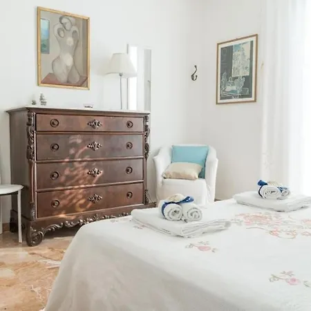 La Finestra Sul Mare A Drignana Holiday home Vernazza