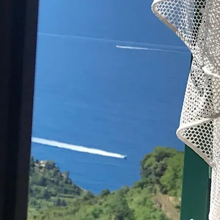 Сasa de vacaciones La Finestra Sul Mare A Drignana *