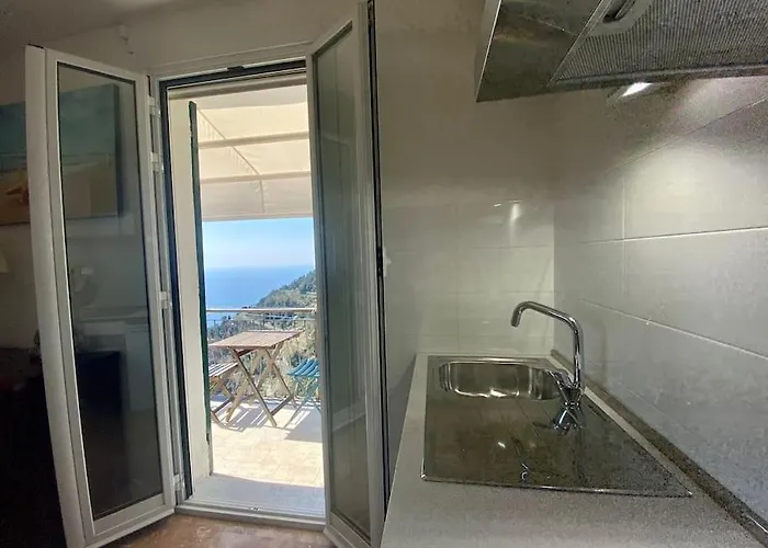 בית נופש La Finestra Sul Mare A Drignana ורנאצה